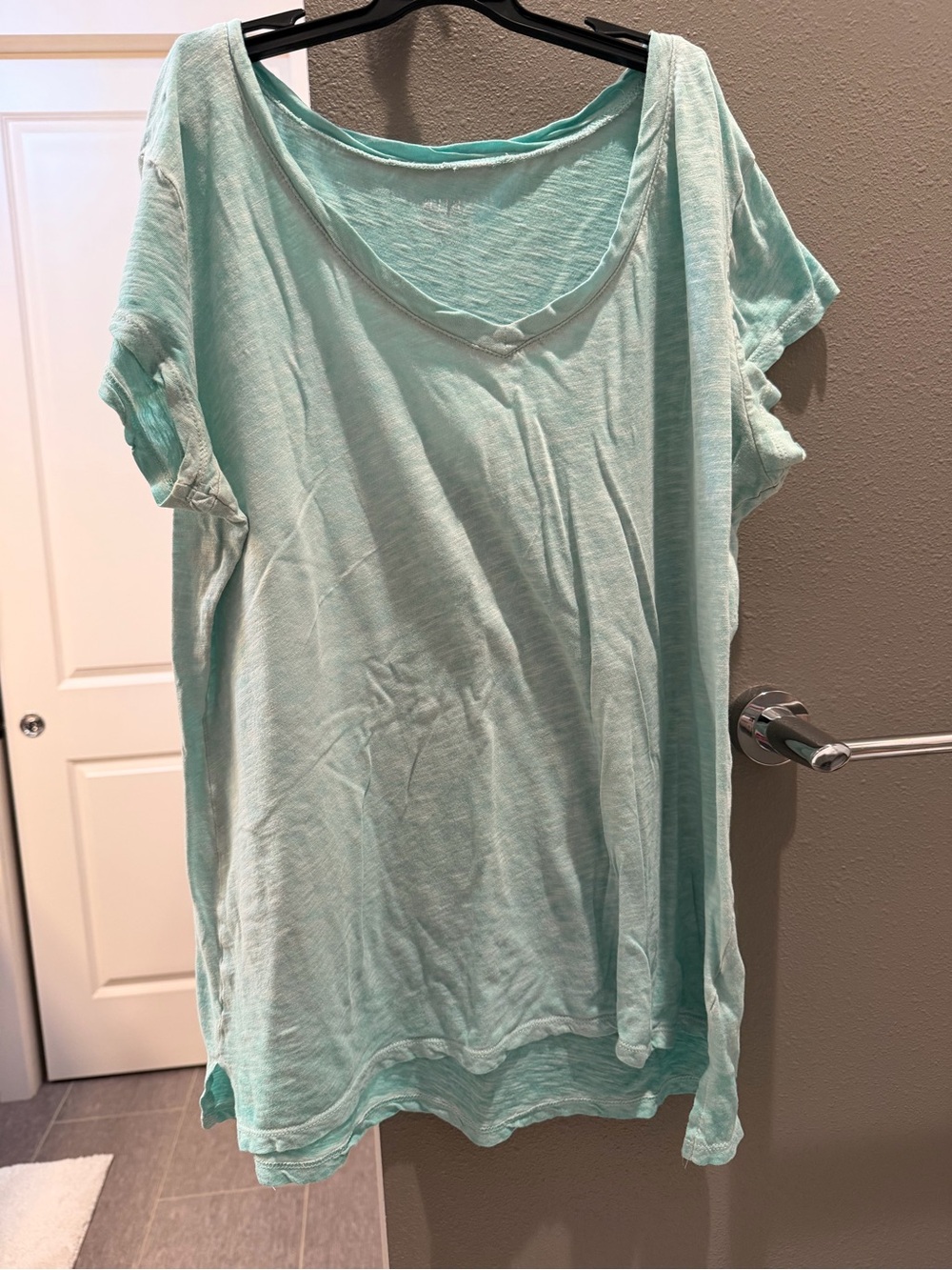 a.n.a Mint Green Scoop Neck Short Sleeve Top
